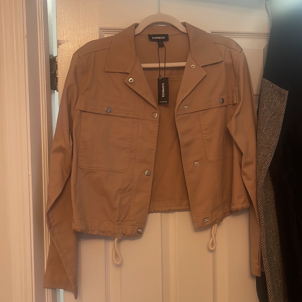 Nwt Express Cropped Button Front Utility Jacket - image 3